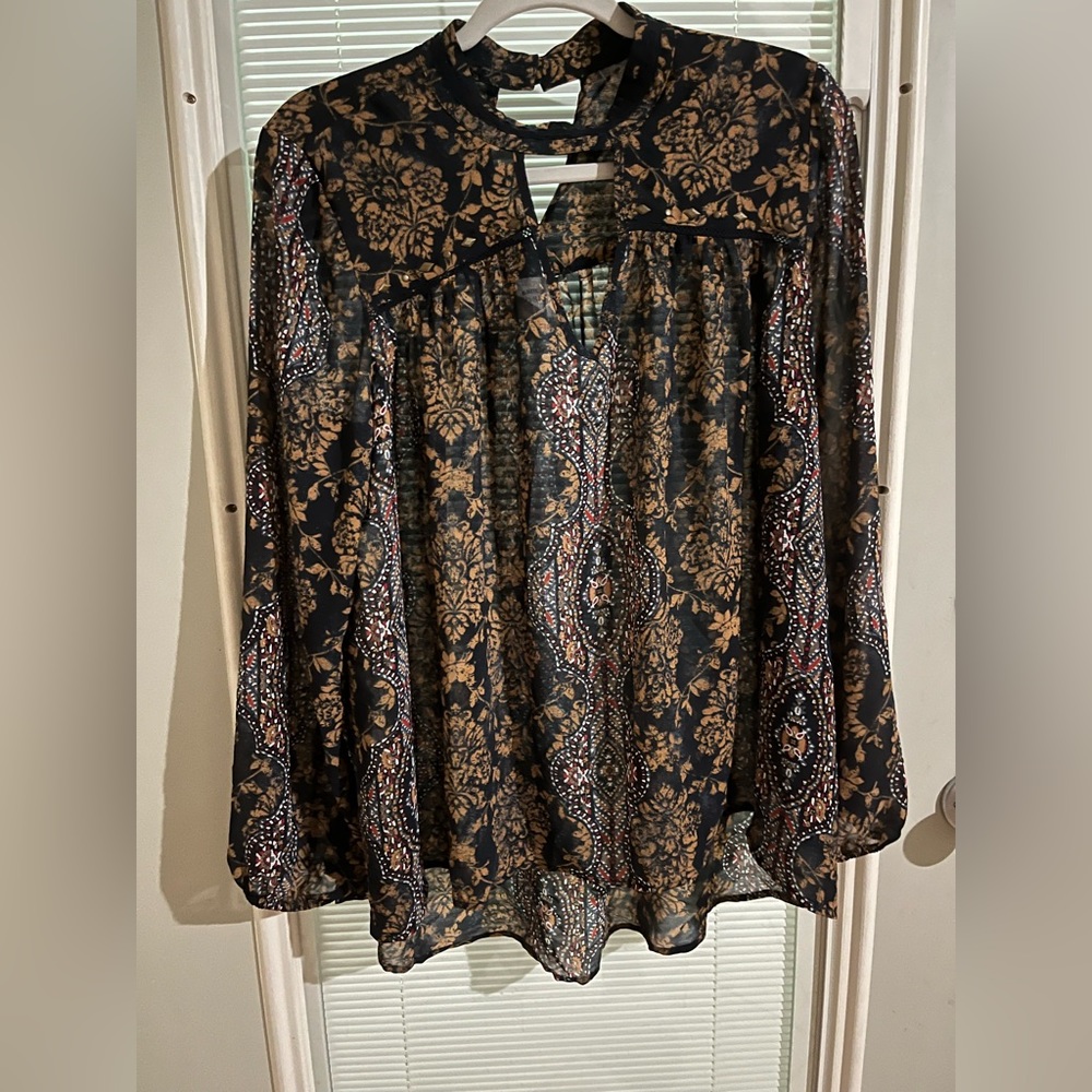 Long sleeve blouse